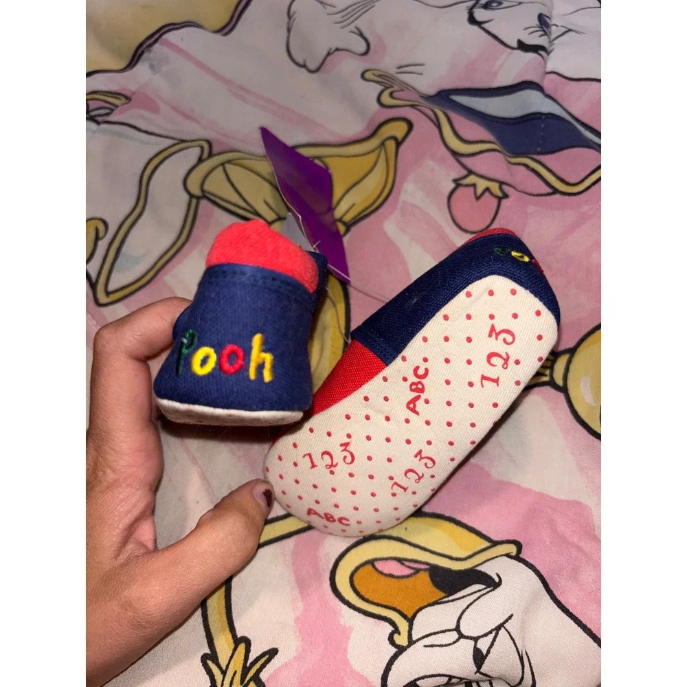 Vintage Disney Winnie the Pooh toddler shoes 12/24 months from 90s